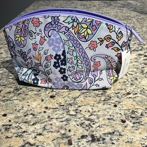 NWT Vera Bradley Lighten Up Grand Travel Cosmetic Bag